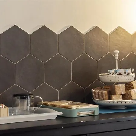 Npt Piazza Castello A 20 Passi Accessibile Senior Families *