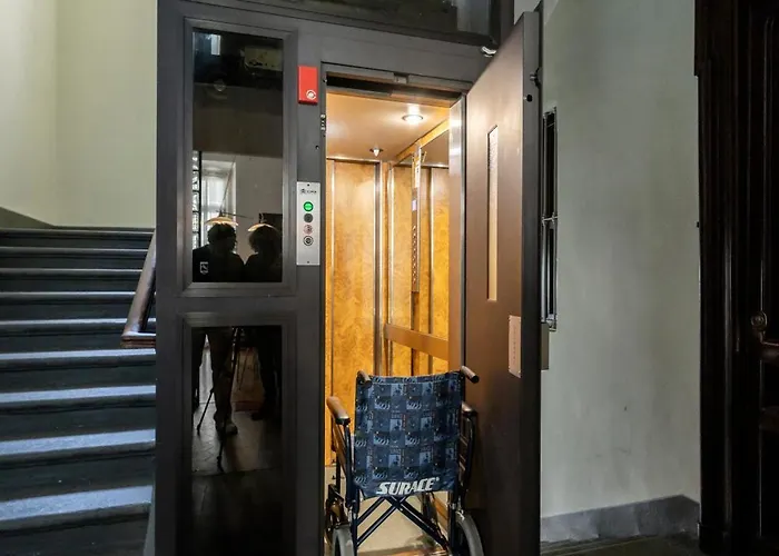 Npt Piazza Castello A 20 Passi Accessibile Senior Families Apartman